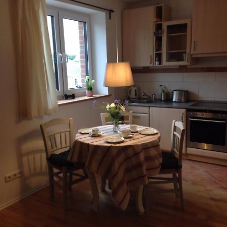 Gemuetliche, Grosszuegige Ferienwohnung Salzhausen Bagian luar foto