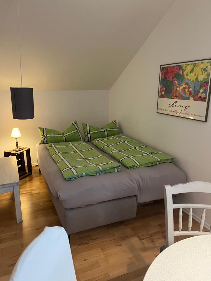 Gemuetliche, Grosszuegige Ferienwohnung Salzhausen Bagian luar foto